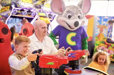 Chuck E. Cheese: Family Fun, Yummy Pizza & Game Play for All Ages