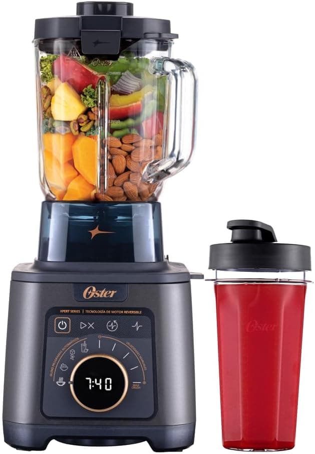 Oster Licuadora Profesional Titan de 2200 W con 4 Programas para Salsa, Sopa, Smoothie y Malteadas
